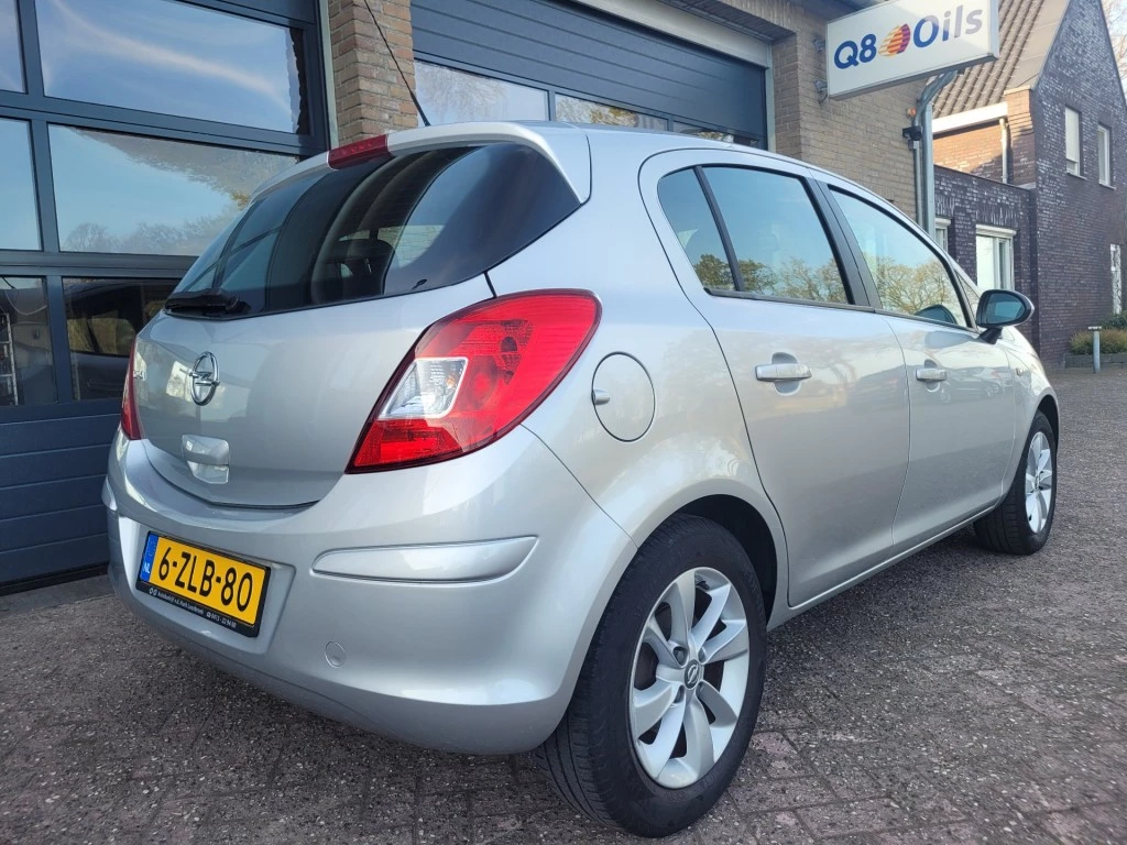 Hoofdafbeelding Opel Corsa