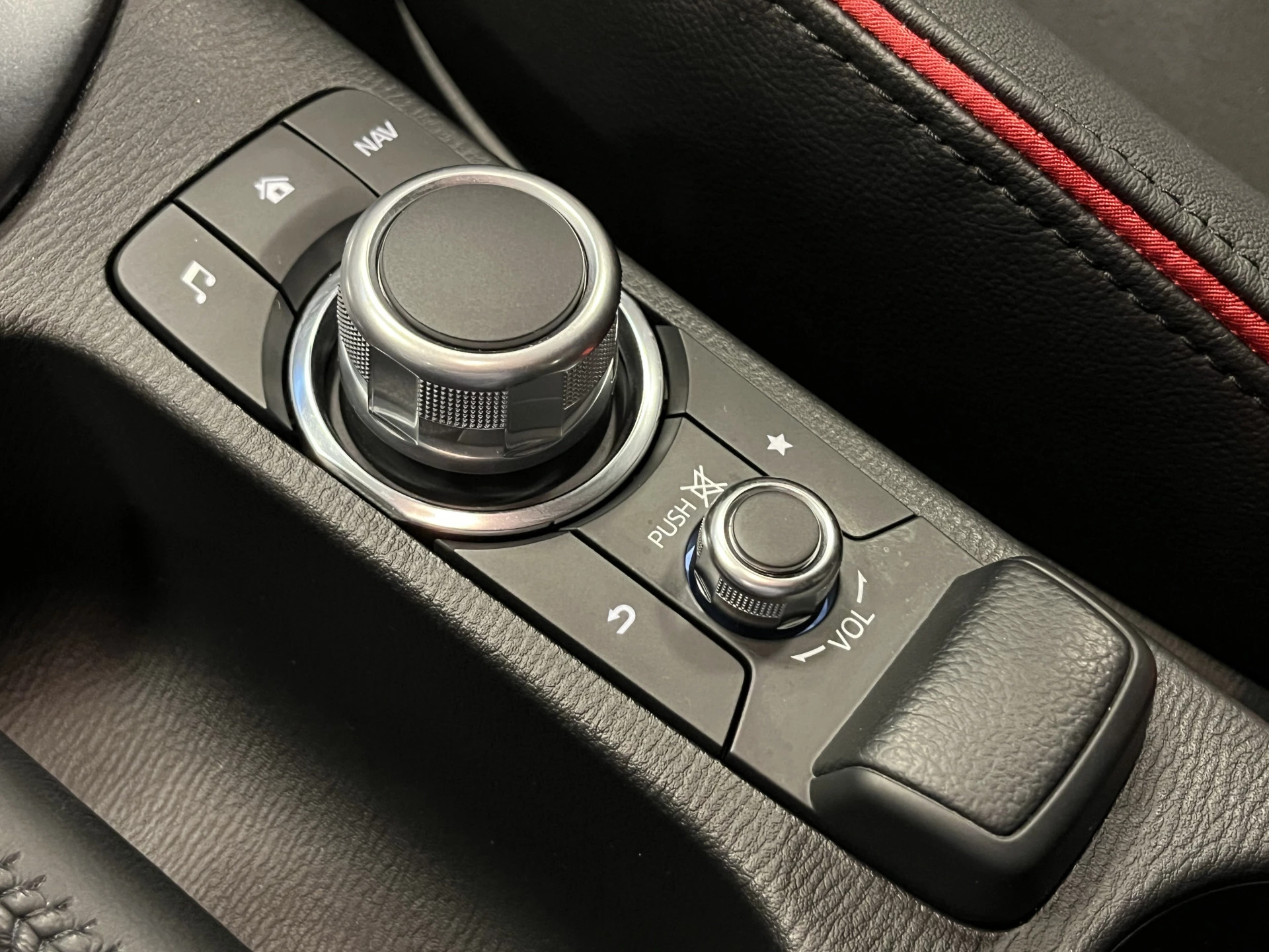 Hoofdafbeelding Mazda 2