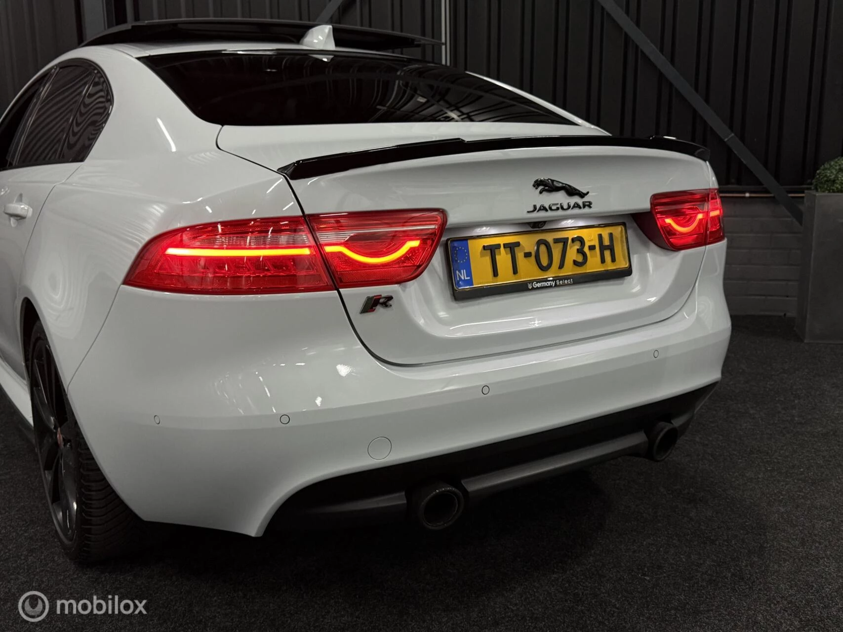 Hoofdafbeelding Jaguar XE