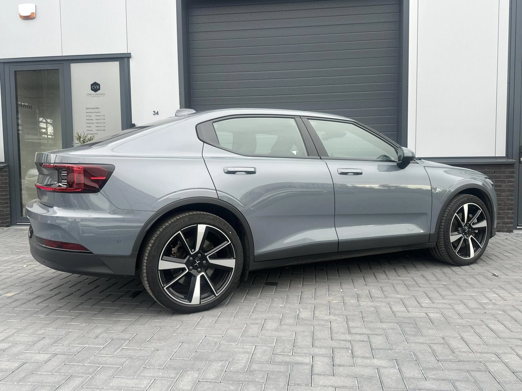 Hoofdafbeelding Polestar 2