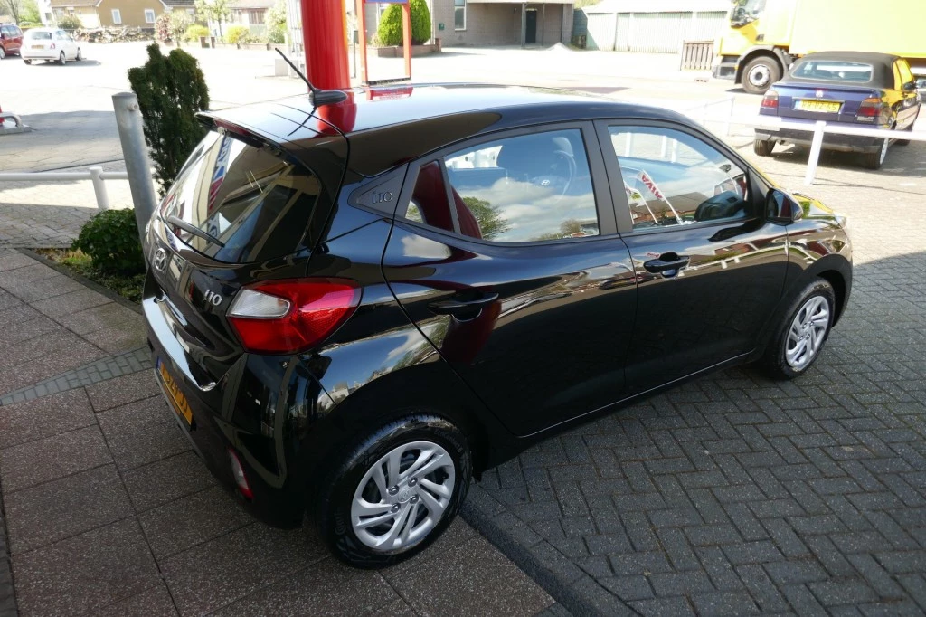 Hoofdafbeelding Hyundai i10