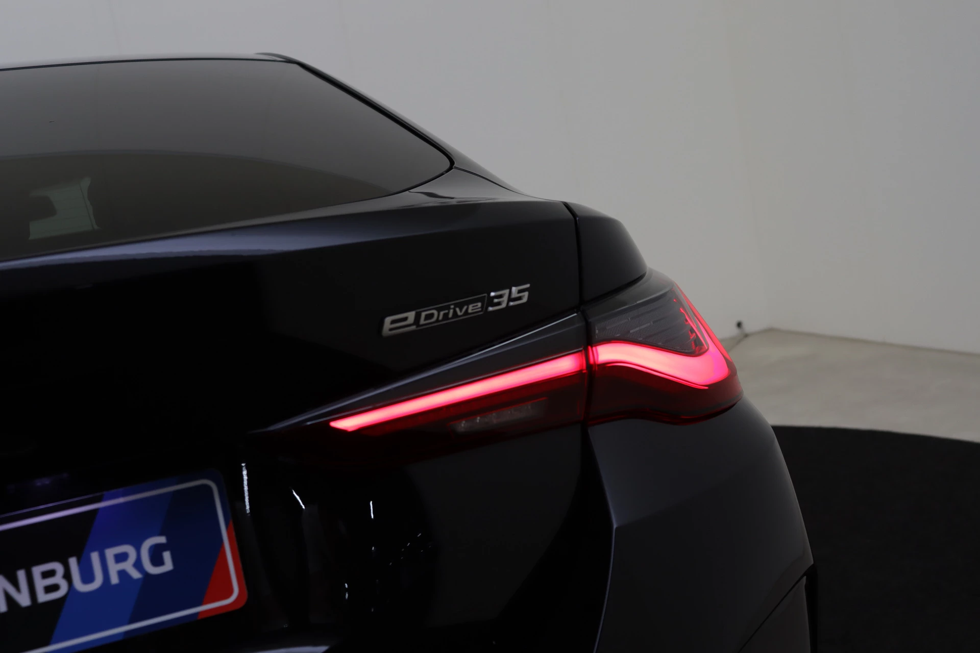 Hoofdafbeelding BMW i4