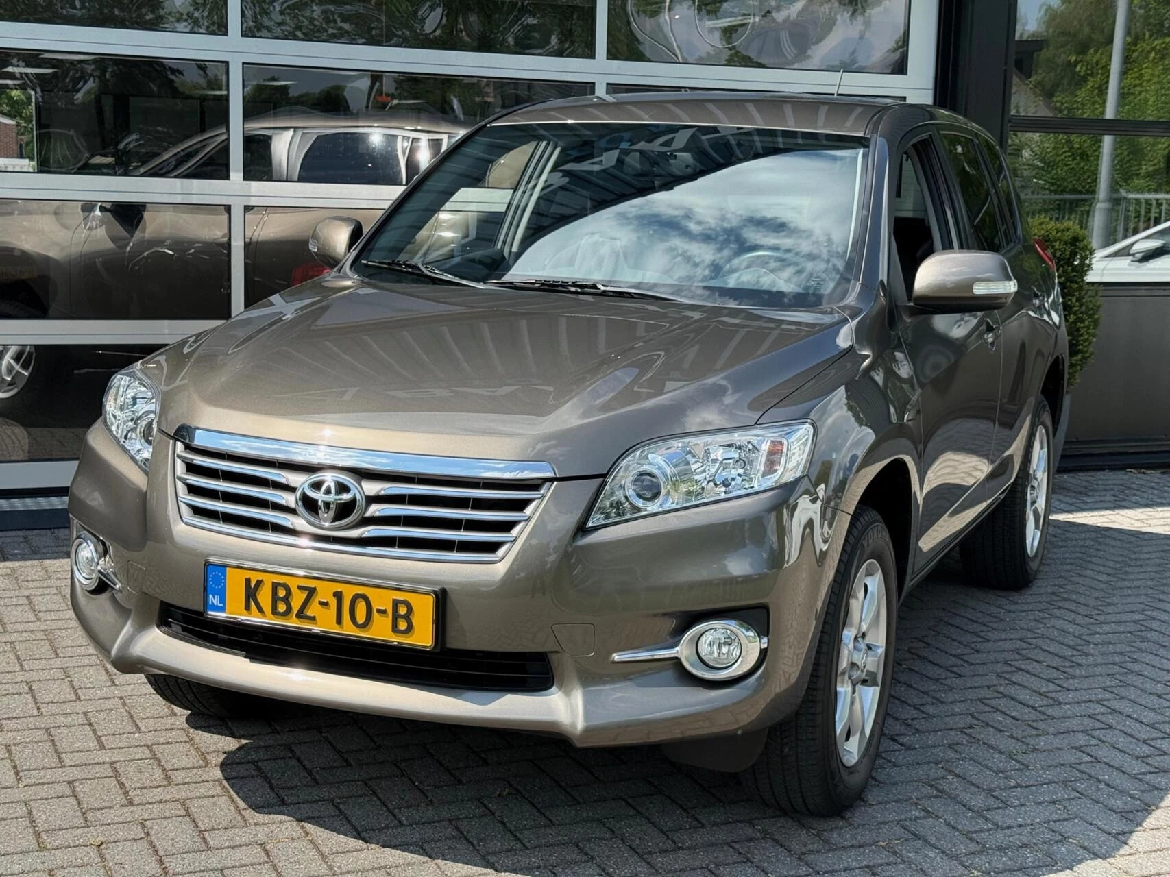 Hoofdafbeelding Toyota RAV4