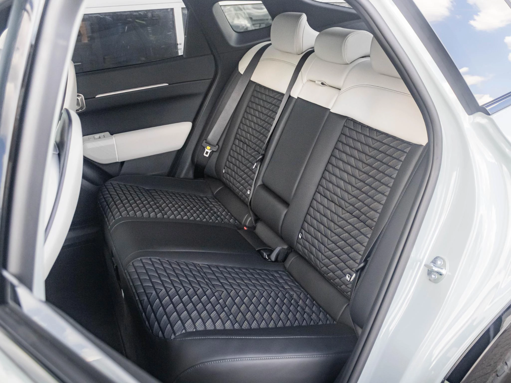 Hoofdafbeelding Kia EV4