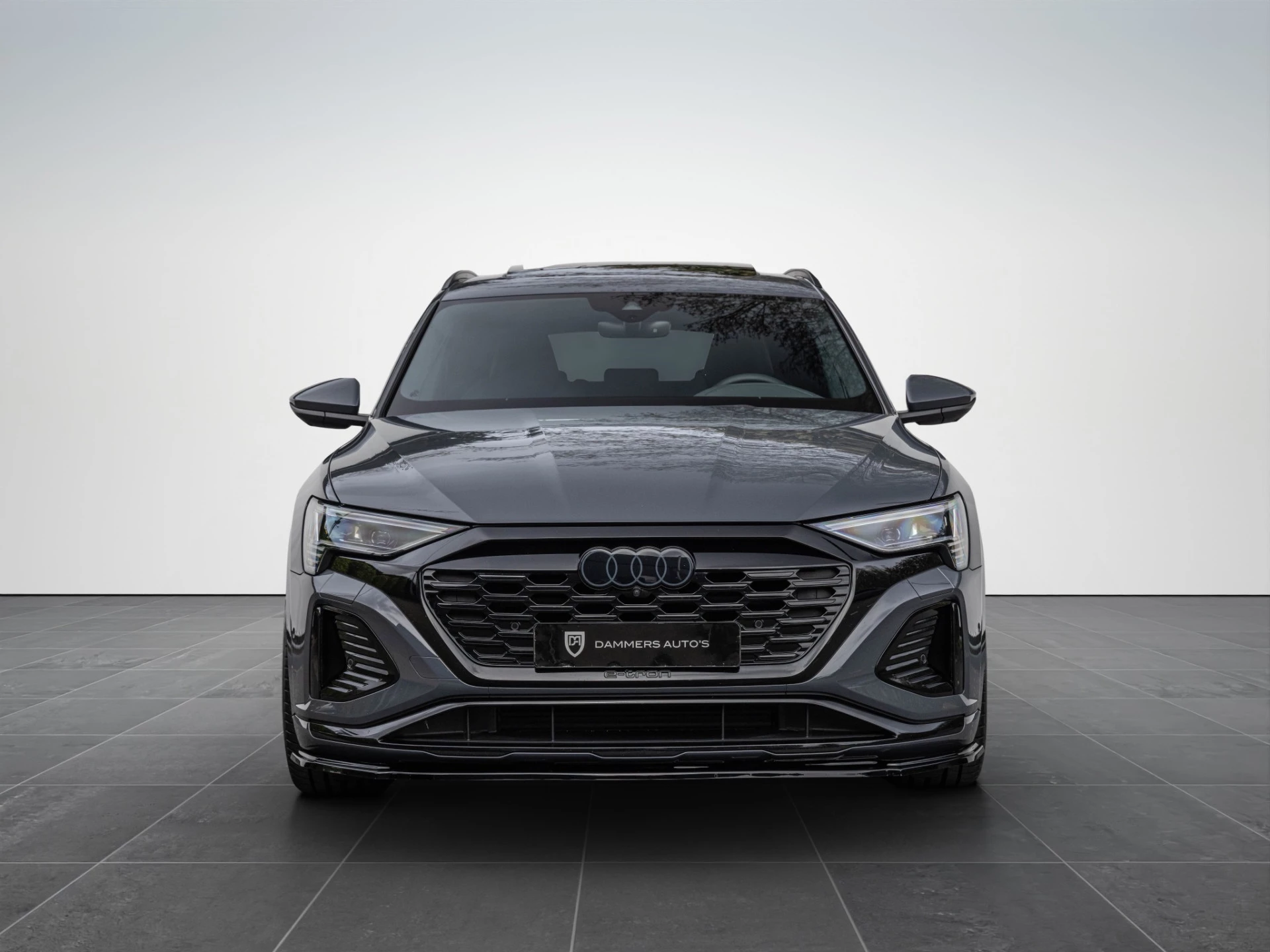 Hoofdafbeelding Audi Q8 e-tron