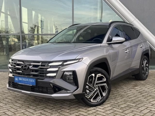 Hoofdafbeelding Hyundai Tucson Hyundai Tucson 1.6 T-GDI PHEV Comfort Smart 4WD 252pk Camera / Stuur-Stoel Verwarming / HU Display