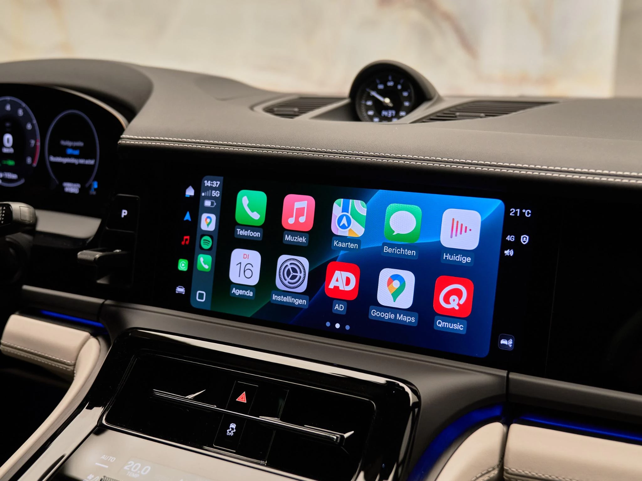 Hoofdafbeelding Porsche Panamera