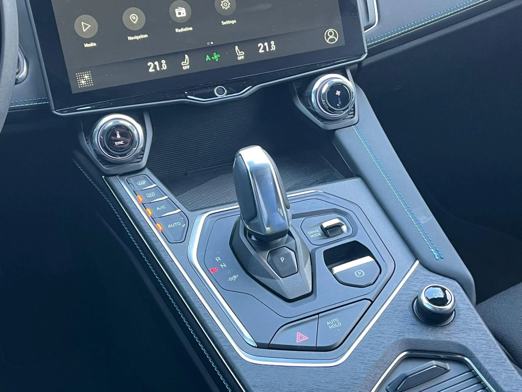 Hoofdafbeelding Lynk & Co 01