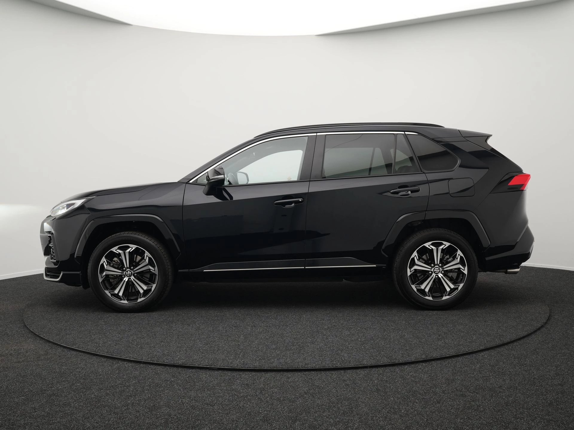 Hoofdafbeelding Suzuki Across