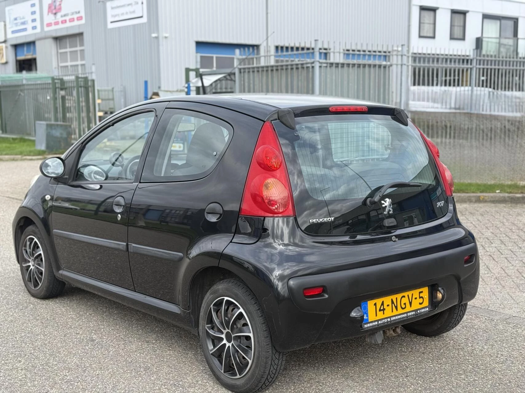 Hoofdafbeelding Peugeot 107