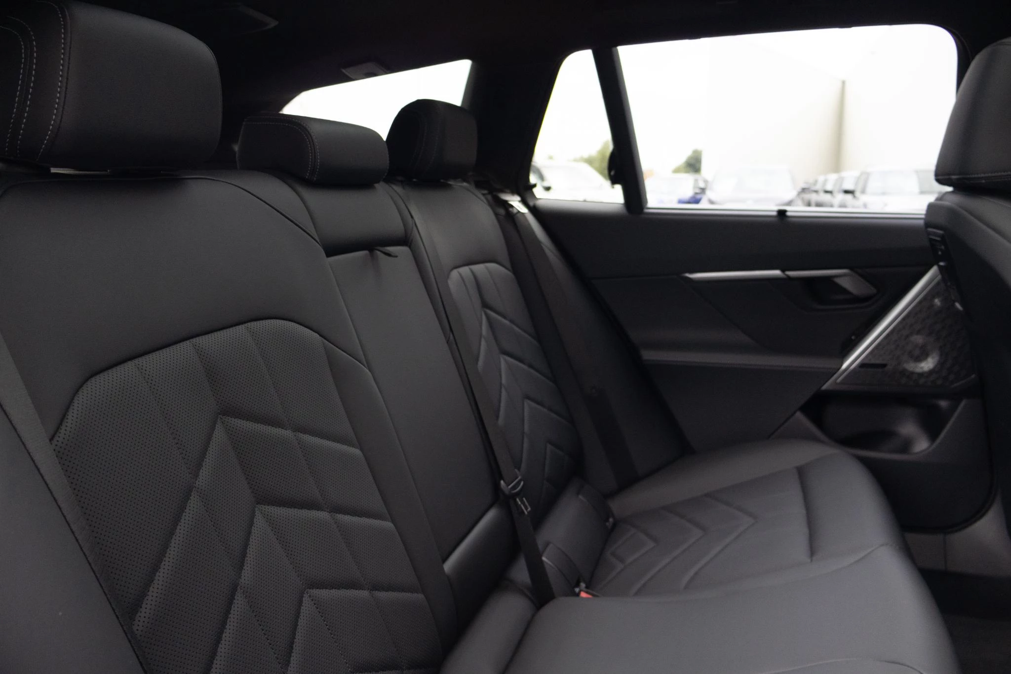 Hoofdafbeelding BMW i5