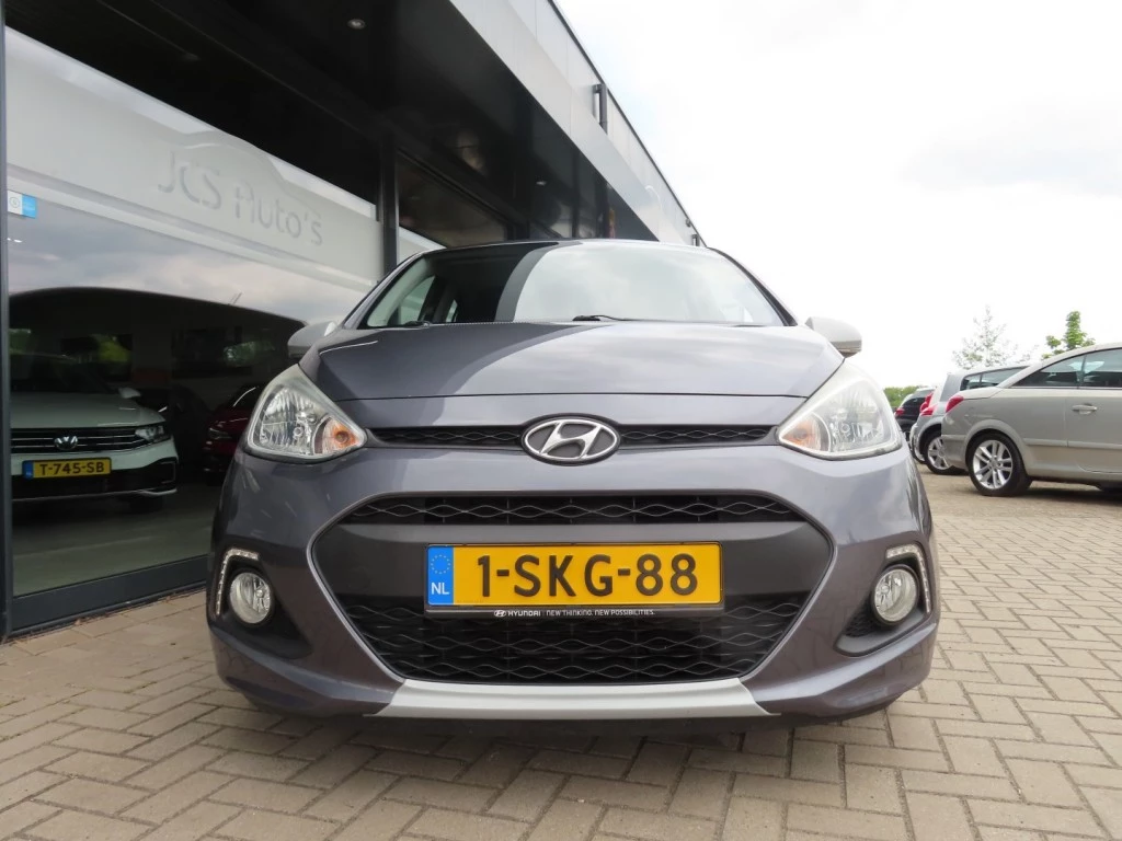Hoofdafbeelding Hyundai i10
