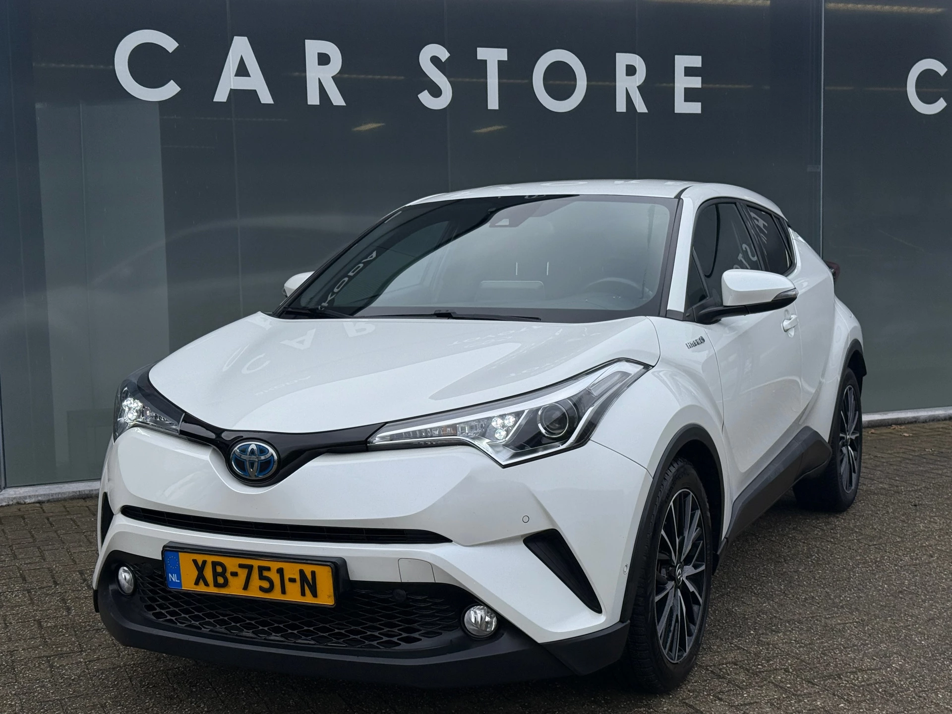 Hoofdafbeelding Toyota C-HR
