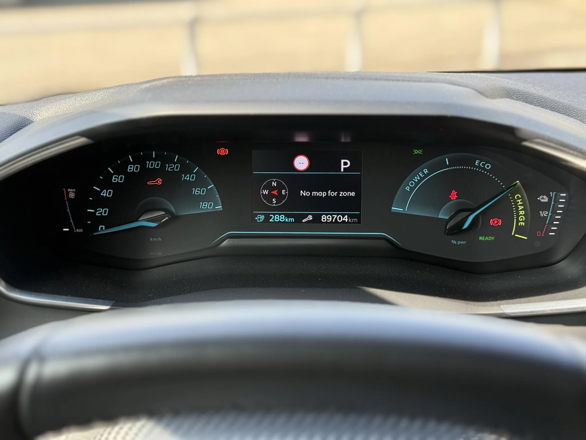 Hoofdafbeelding Peugeot e-208