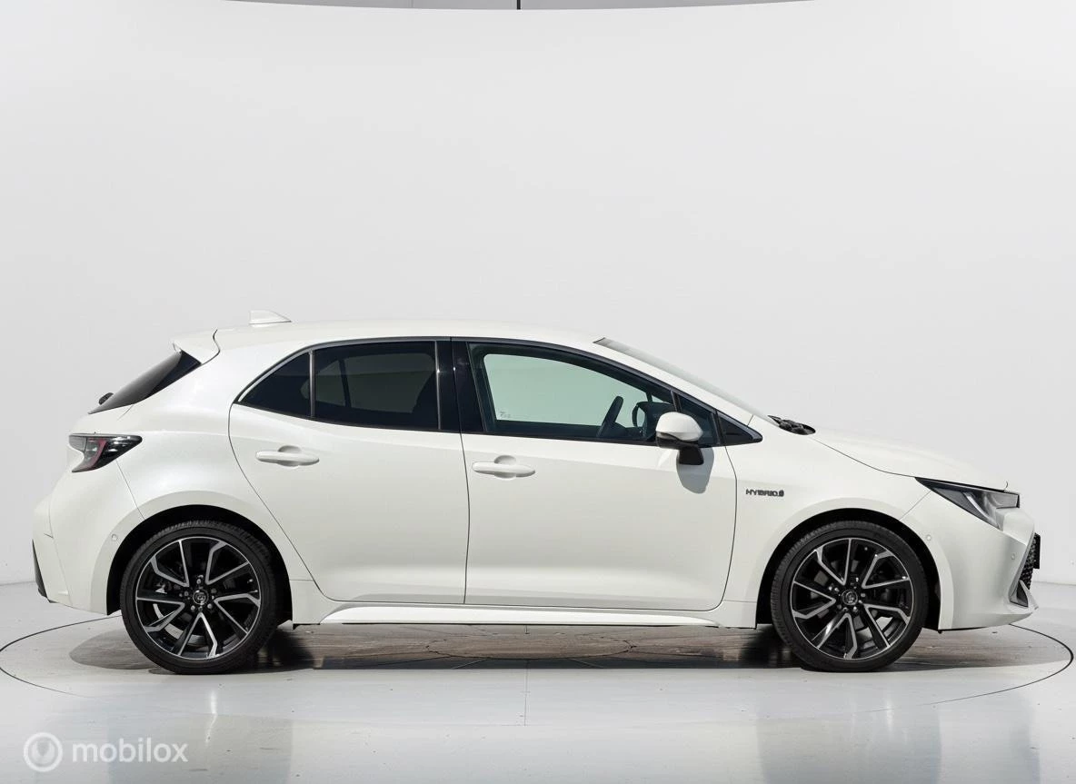 Hoofdafbeelding Toyota Corolla