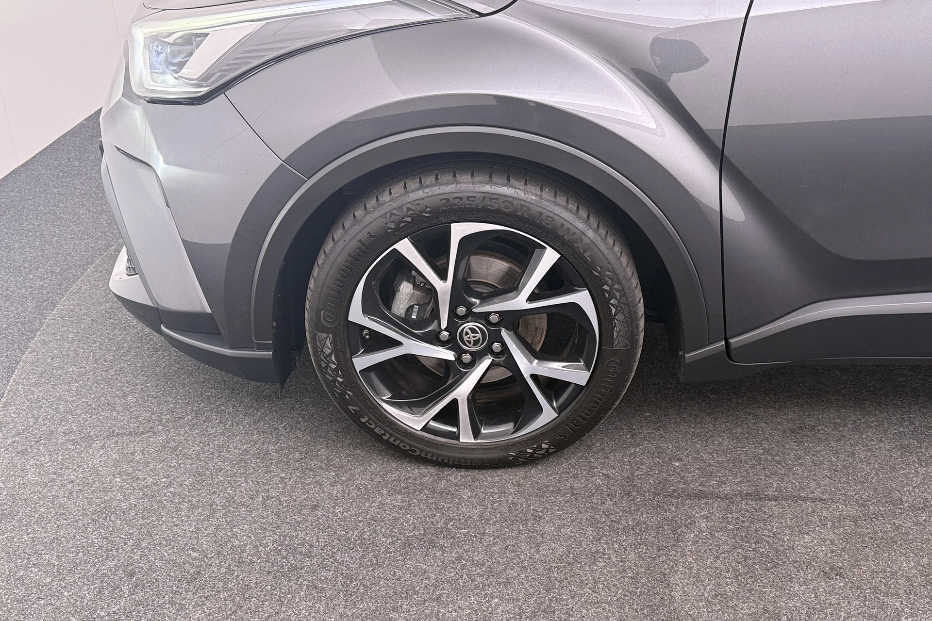 Hoofdafbeelding Toyota C-HR