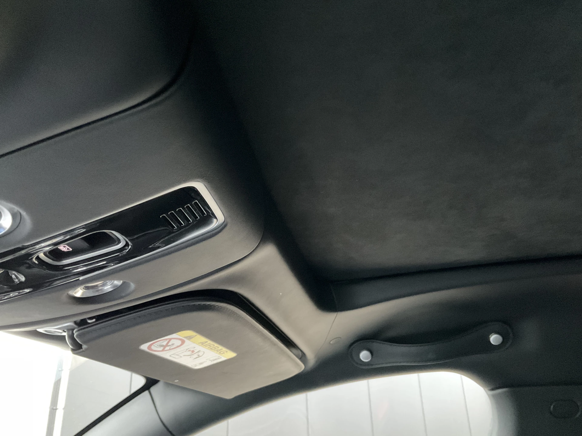 Hoofdafbeelding Aston Martin DBX