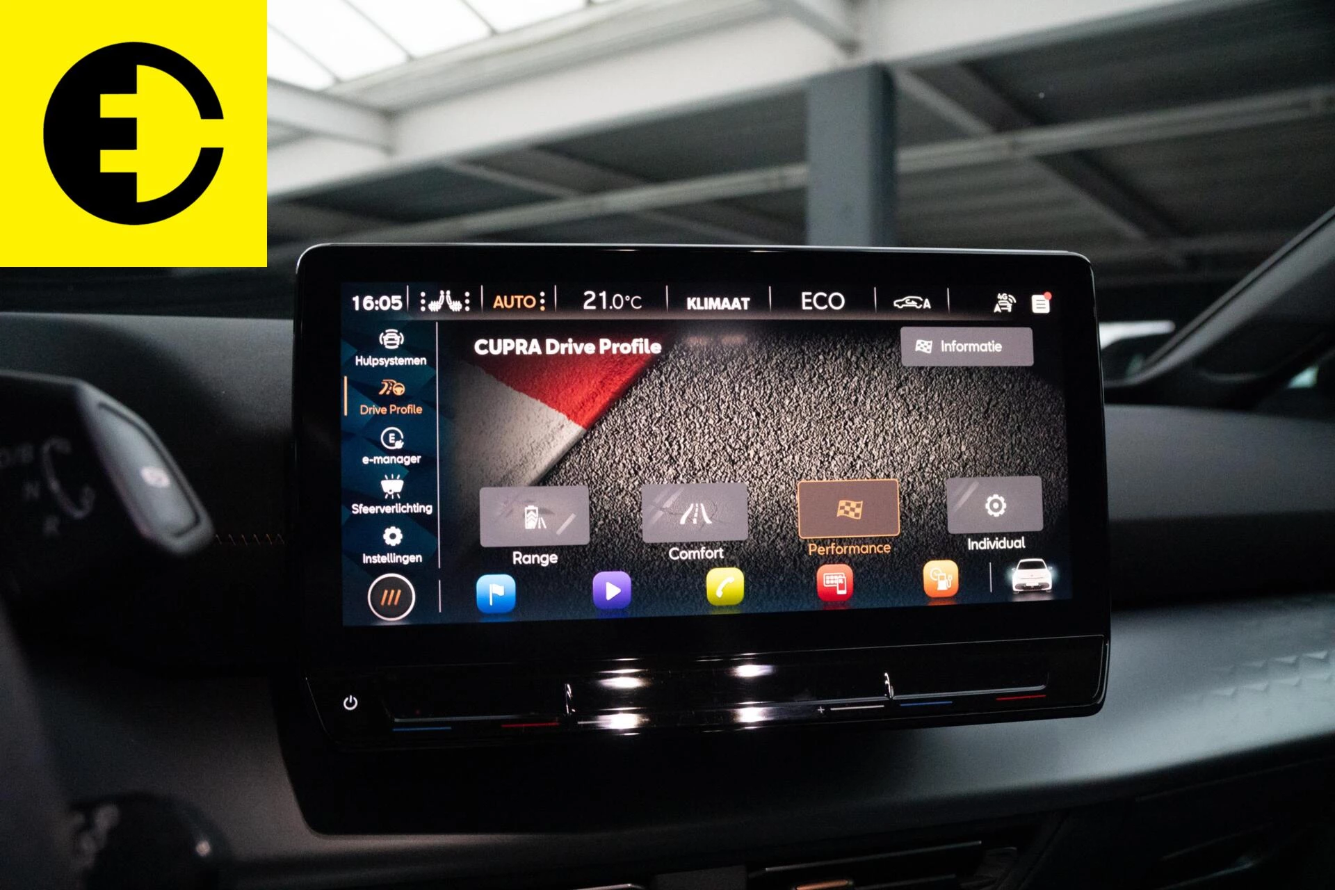 Hoofdafbeelding CUPRA Born