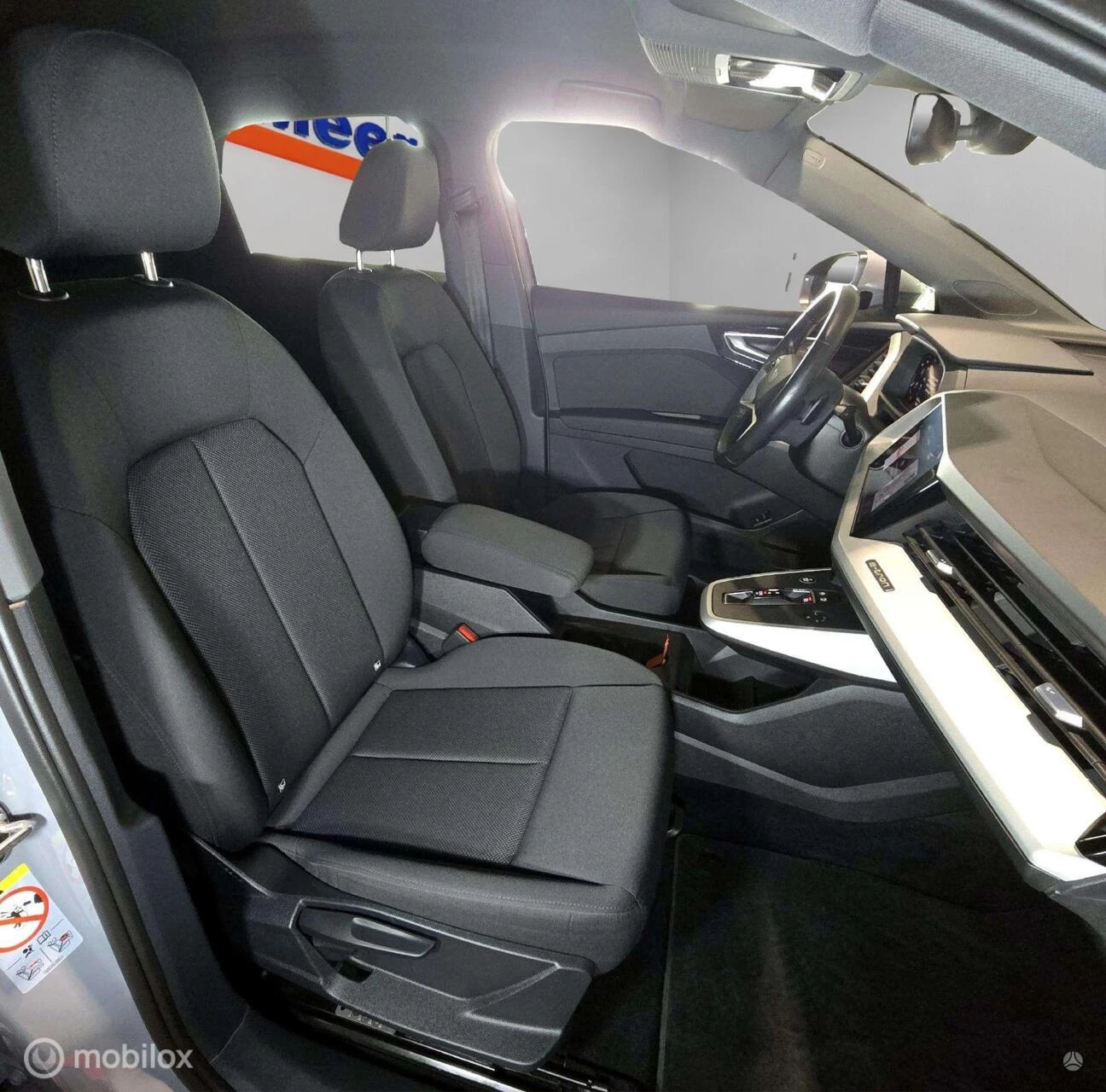 Hoofdafbeelding Audi Q4 Sportback e-tro