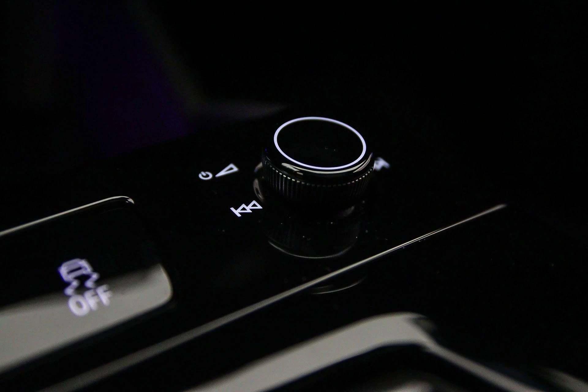 Hoofdafbeelding Audi A6 Avant e-tron