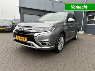 Hoofdafbeelding Mitsubishi Outlander Mitsubishi Outlander 2.4 PHEV Business Camera Apple-CarPlay Trekhaak