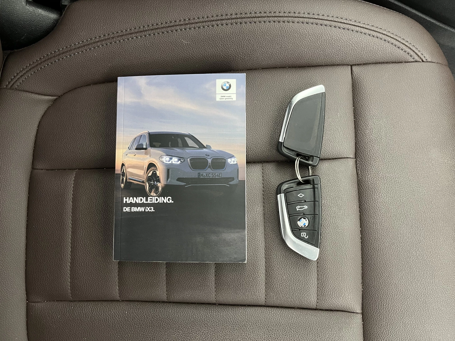 Hoofdafbeelding BMW iX3