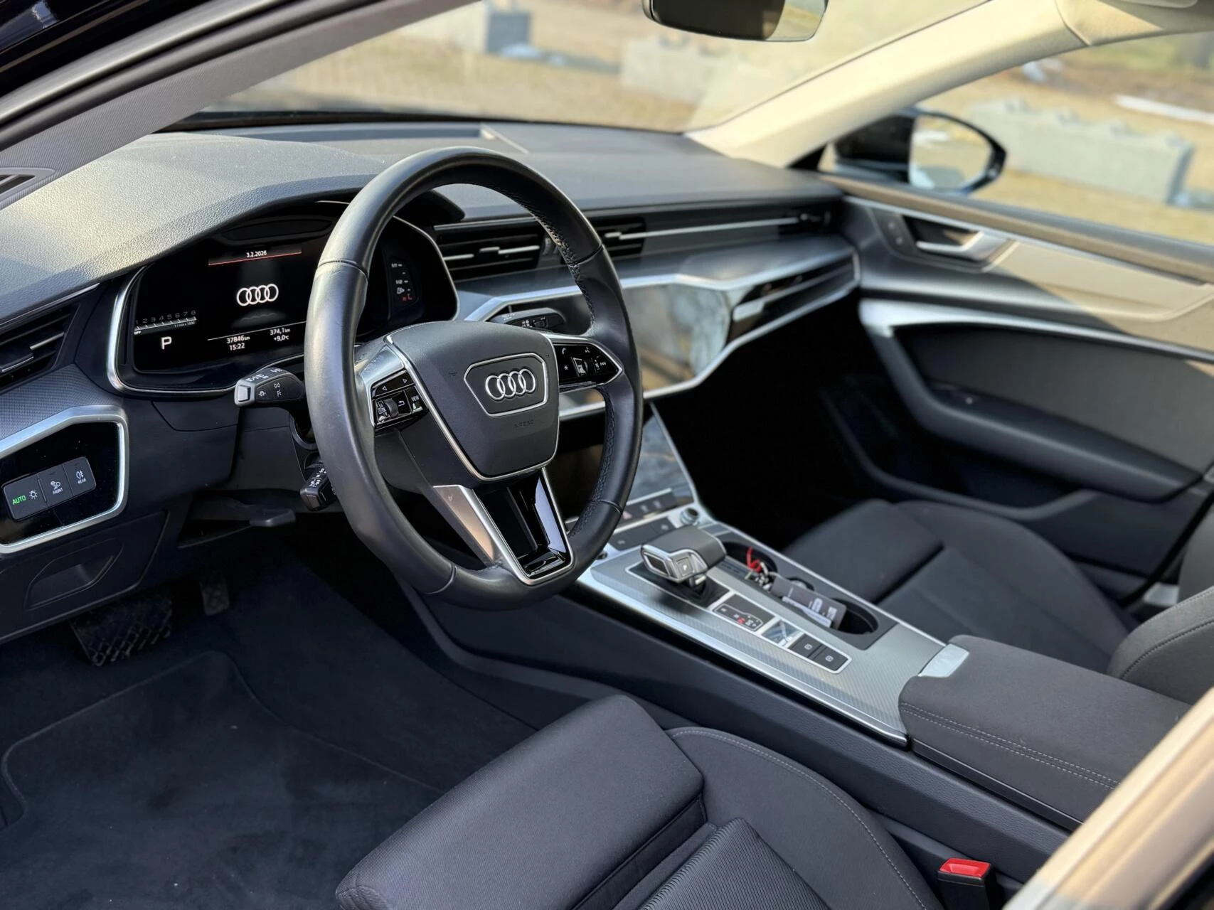 Hoofdafbeelding Audi A6