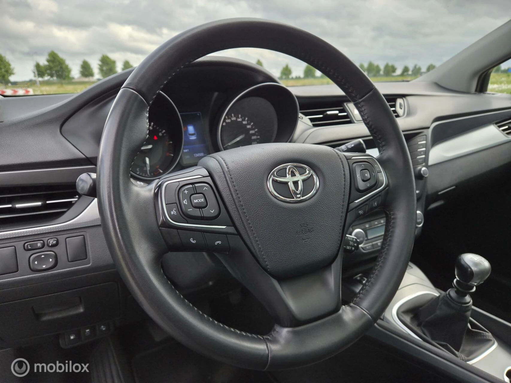 Hoofdafbeelding Toyota Avensis