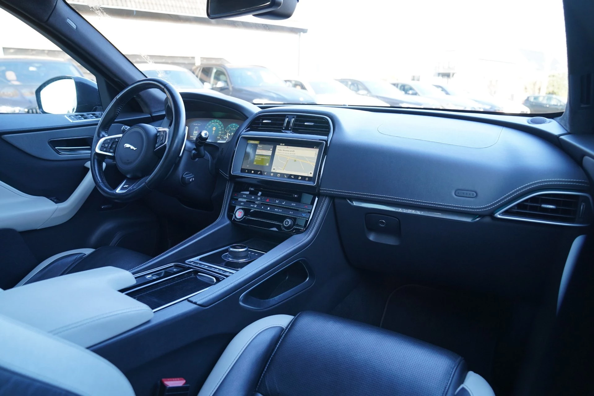 Hoofdafbeelding Jaguar F-PACE