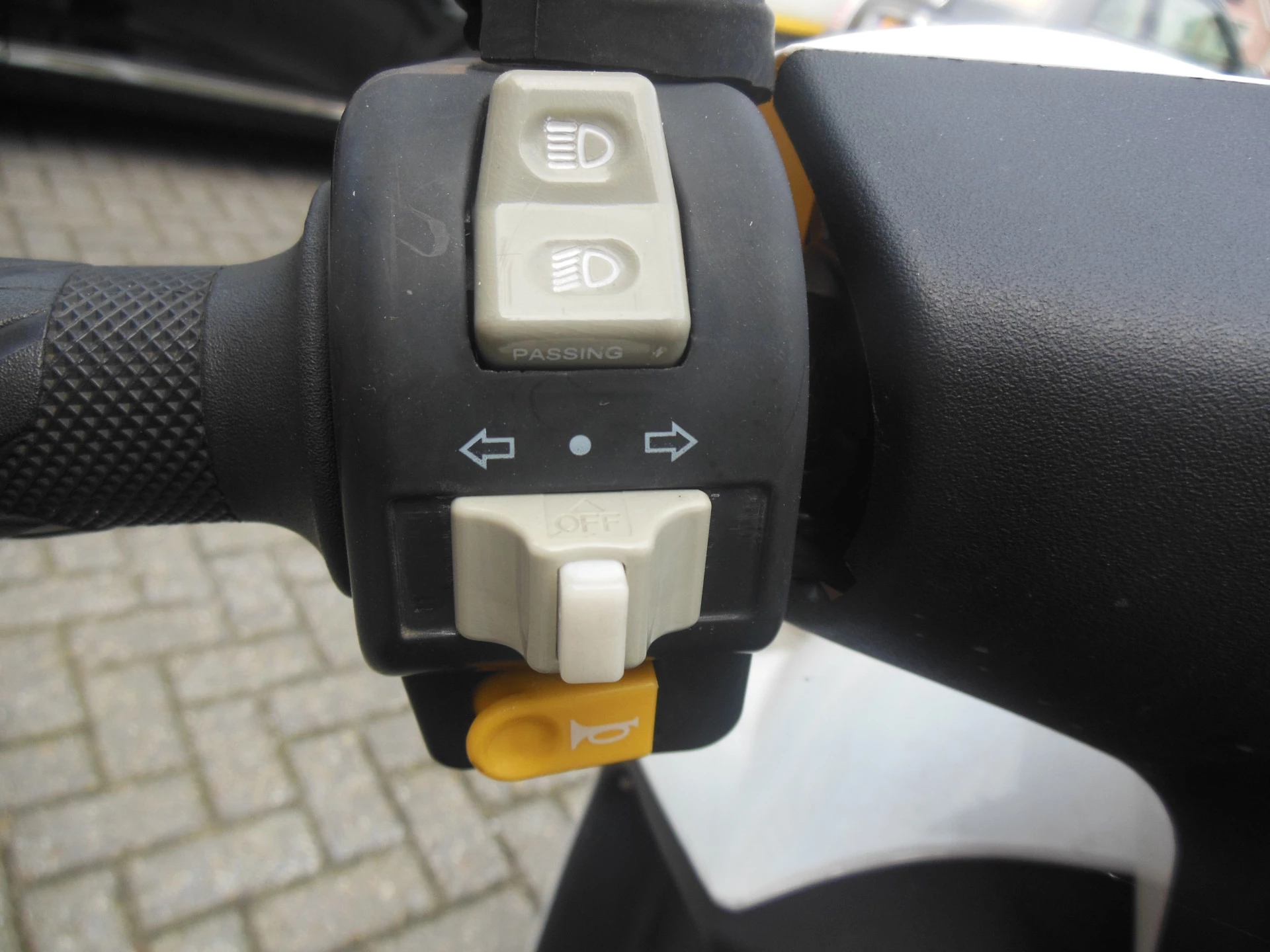 Hoofdafbeelding E-Max Snorscooter