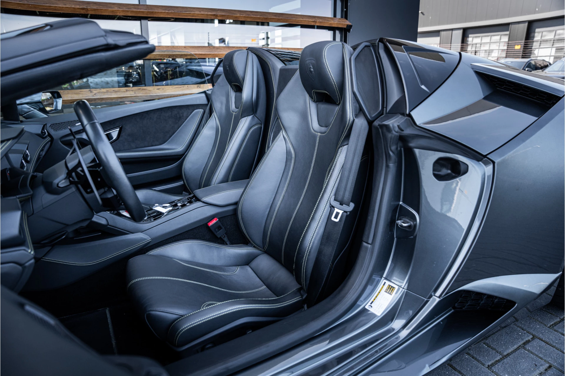 Hoofdafbeelding Lamborghini Huracán