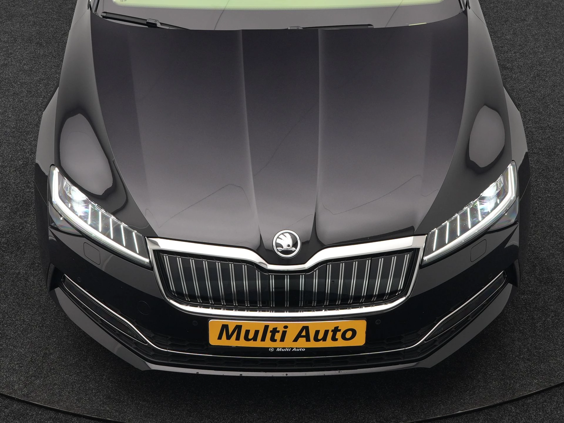 Hoofdafbeelding Škoda Superb