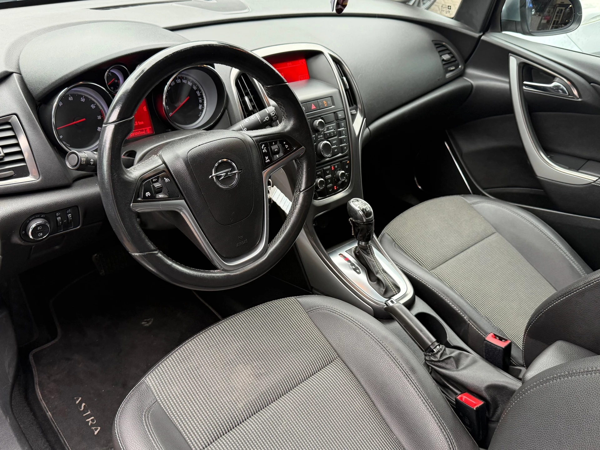 Hoofdafbeelding Opel Astra