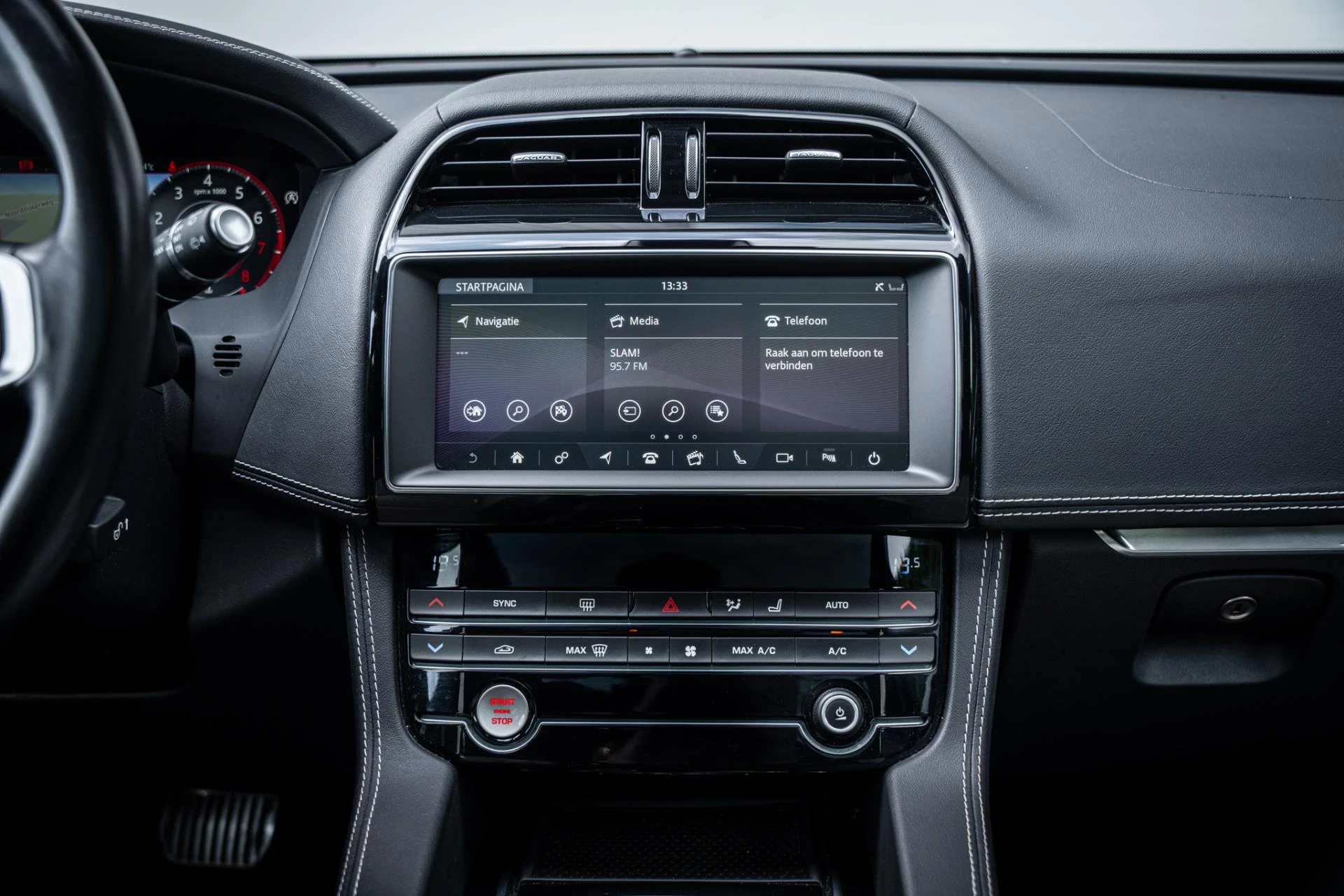 Hoofdafbeelding Jaguar F-PACE