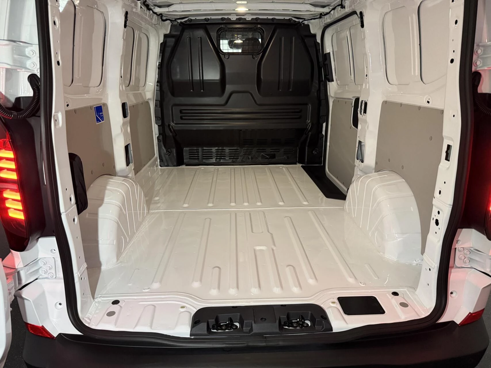 Hoofdafbeelding Volkswagen e-Transporter