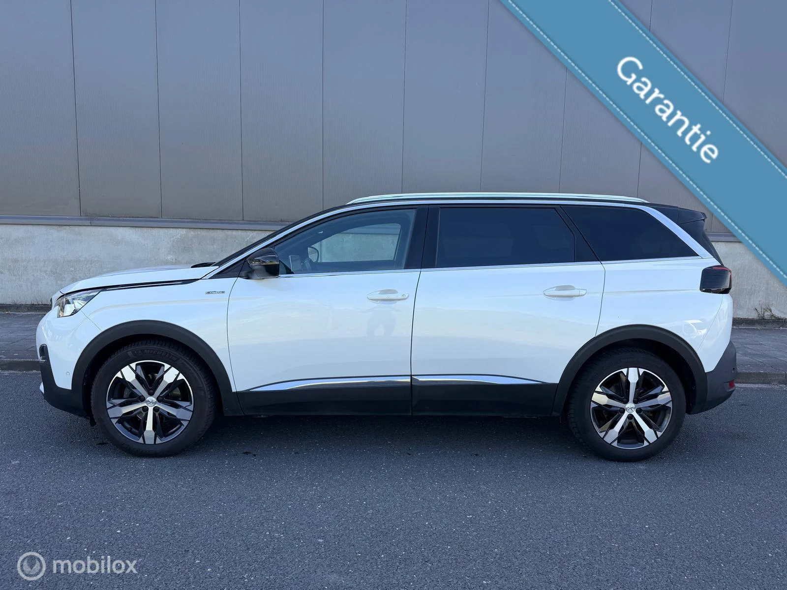 Hoofdafbeelding Peugeot 5008