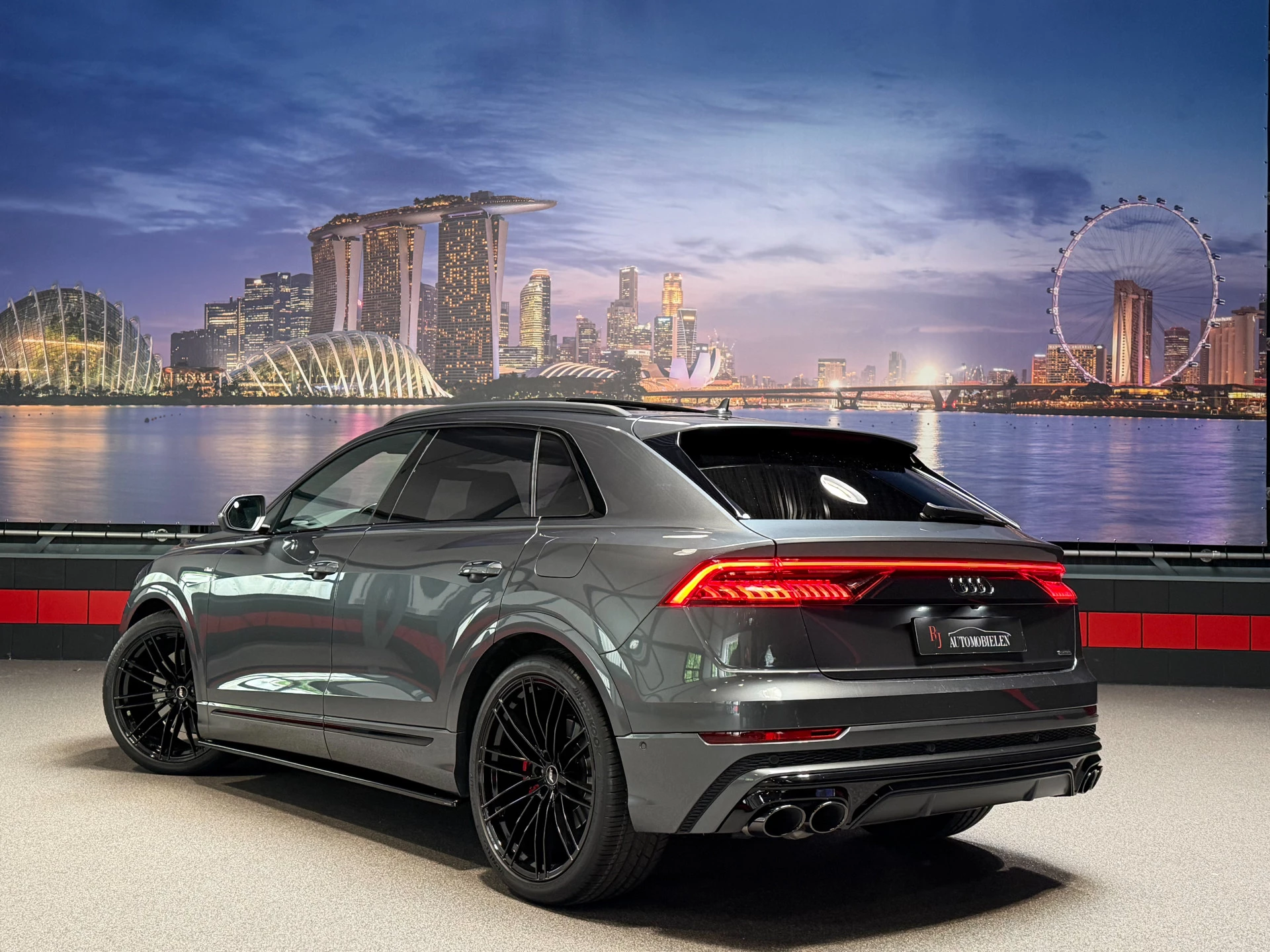 Hoofdafbeelding Audi Q8