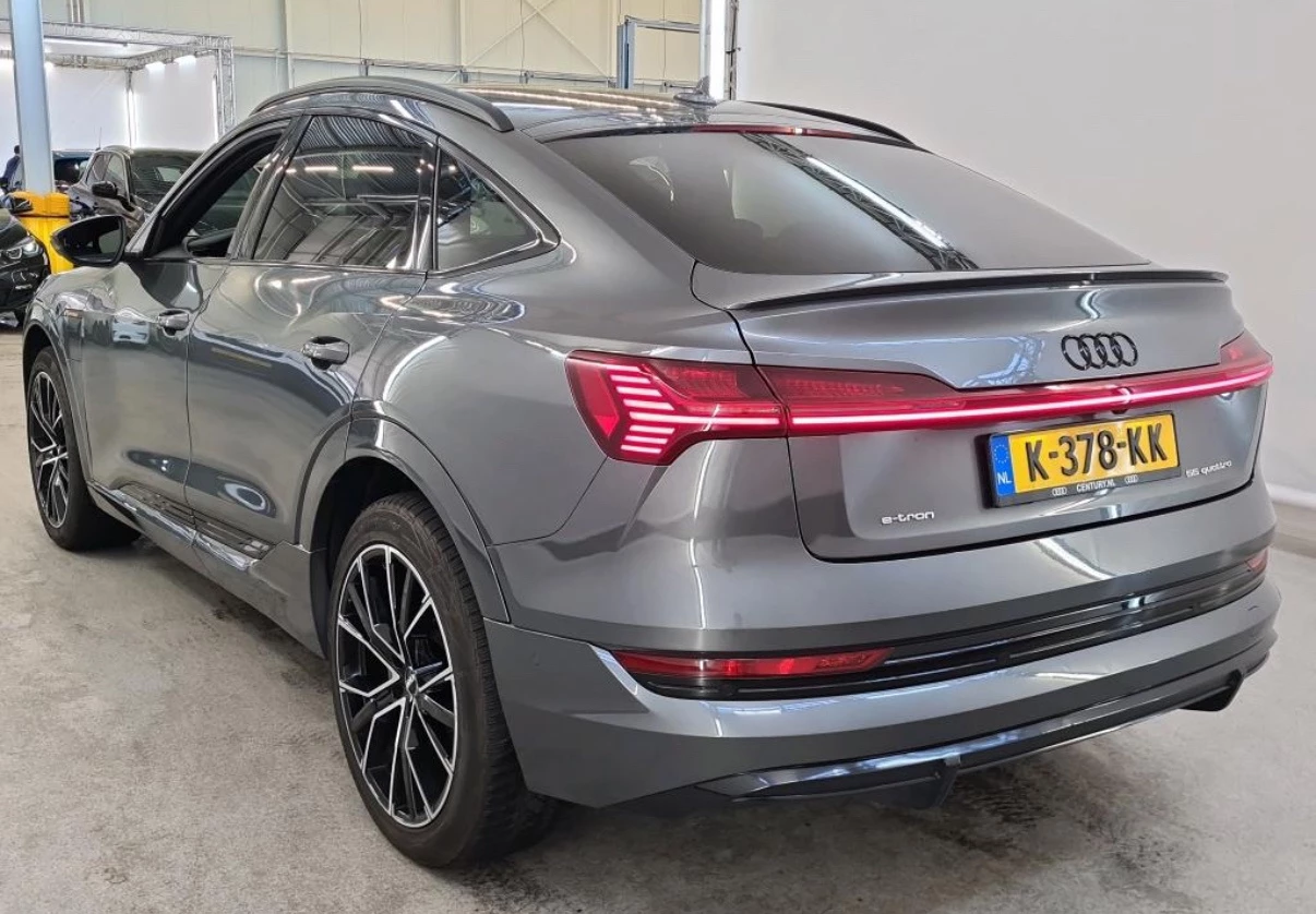Hoofdafbeelding Audi e-tron