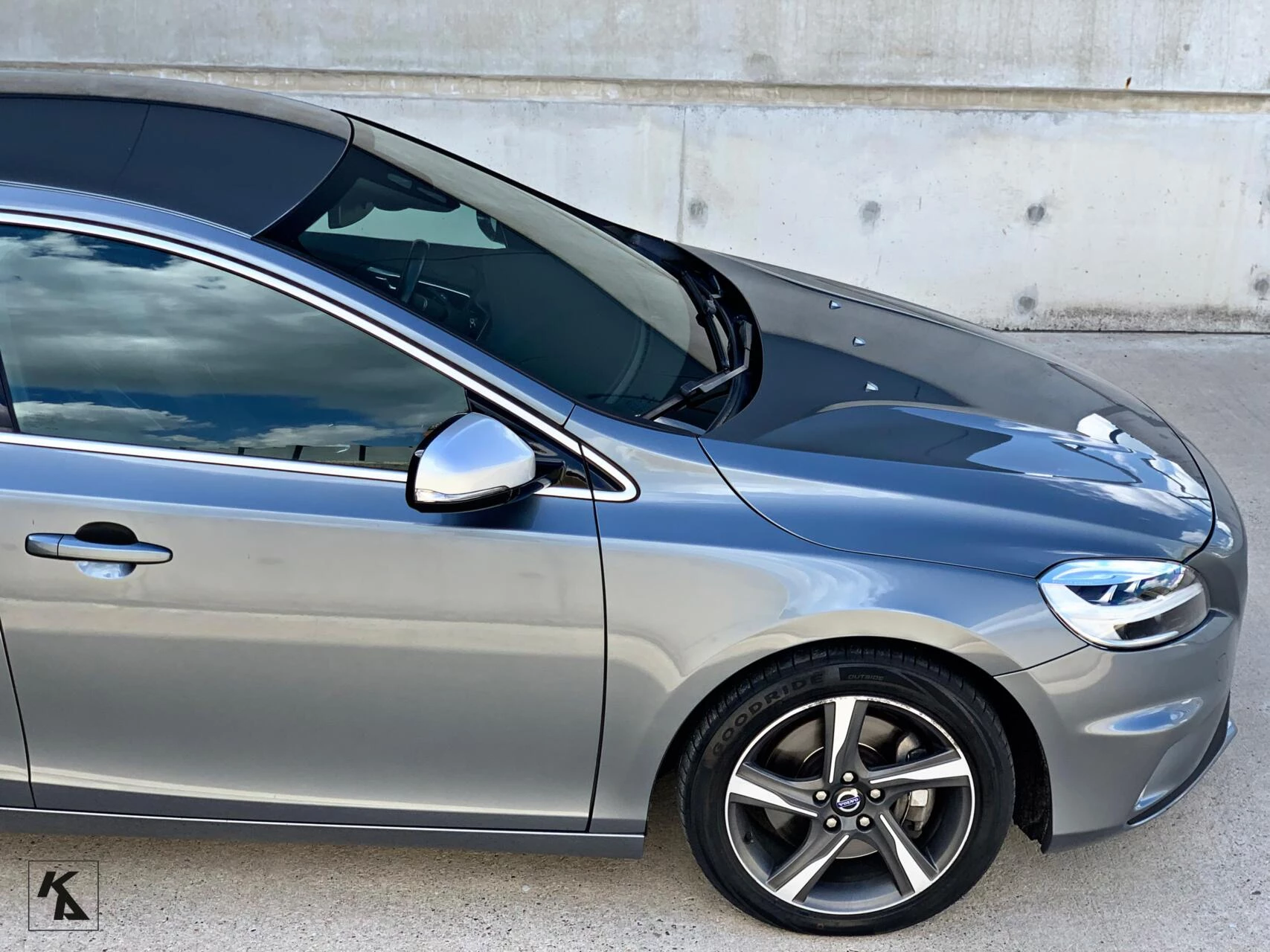 Hoofdafbeelding Volvo V40