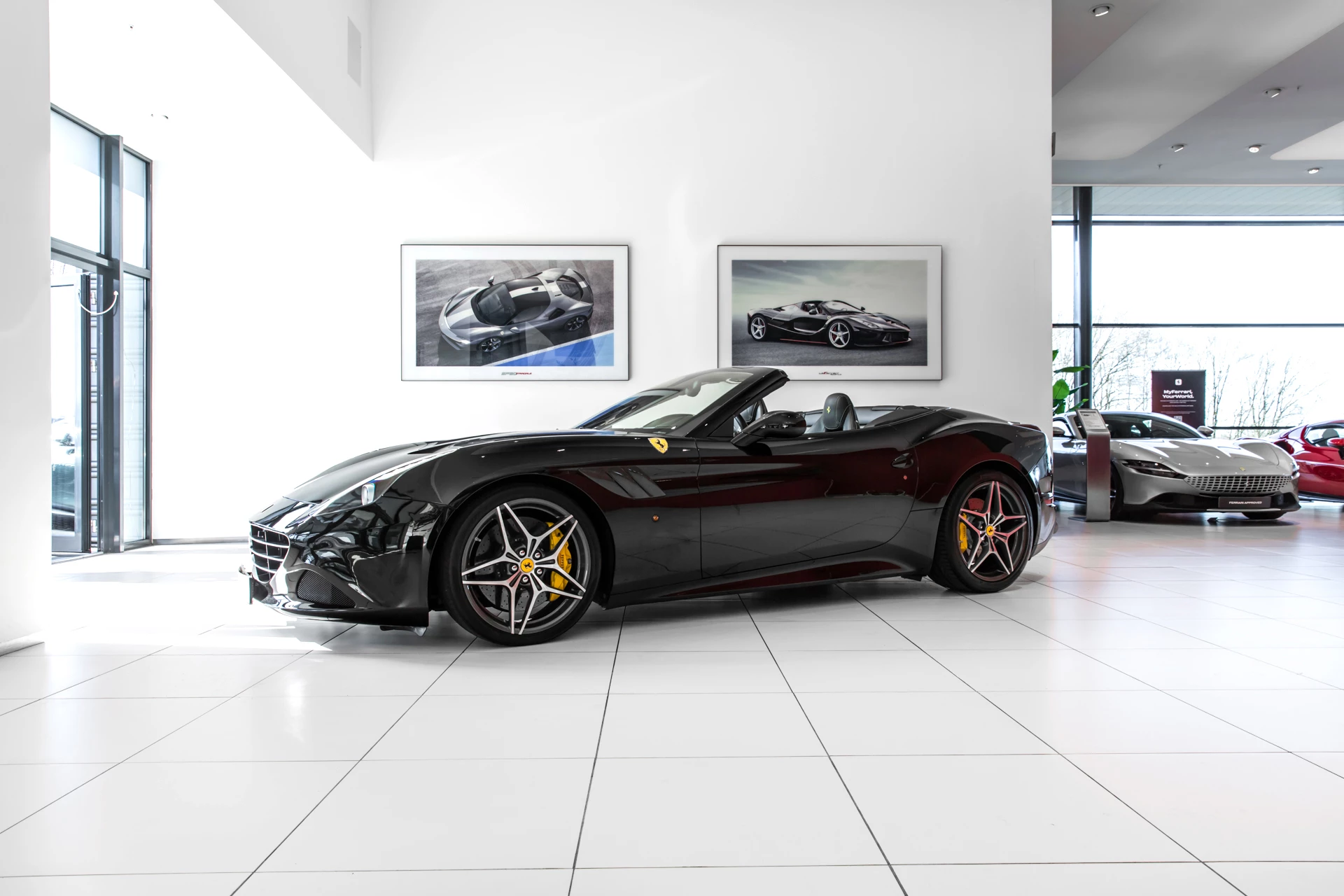 Hoofdafbeelding Ferrari California
