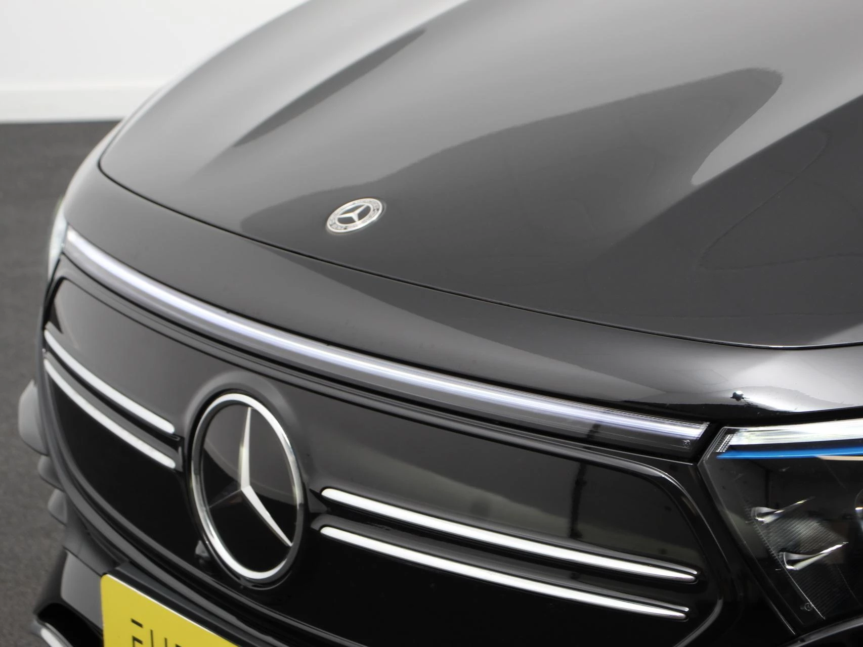 Hoofdafbeelding Mercedes-Benz EQA