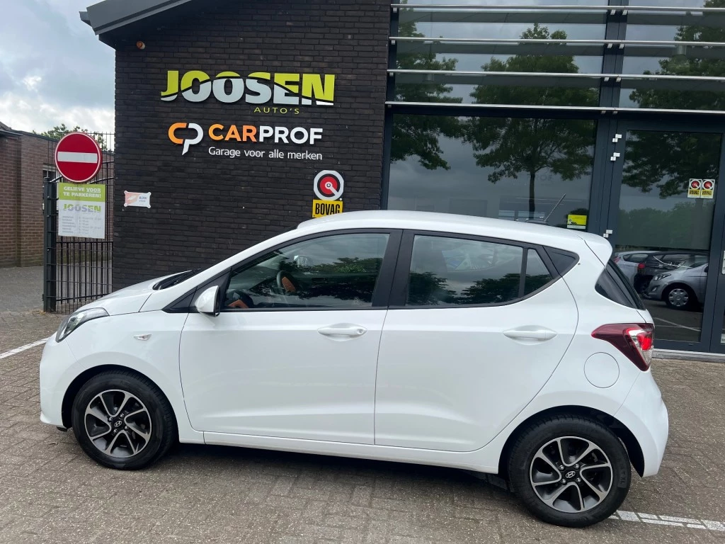 Hoofdafbeelding Hyundai i10