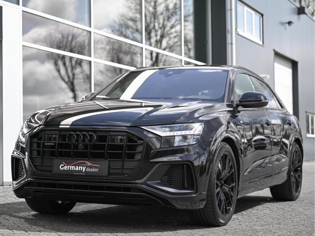 Hoofdafbeelding Audi Q8