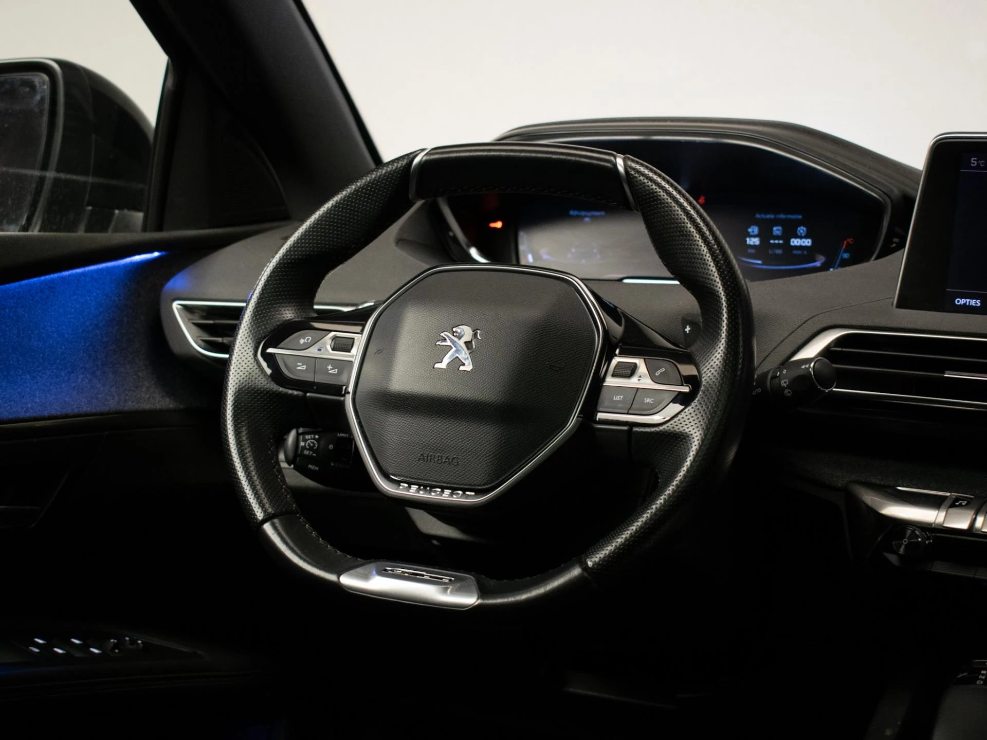 Hoofdafbeelding Peugeot 5008