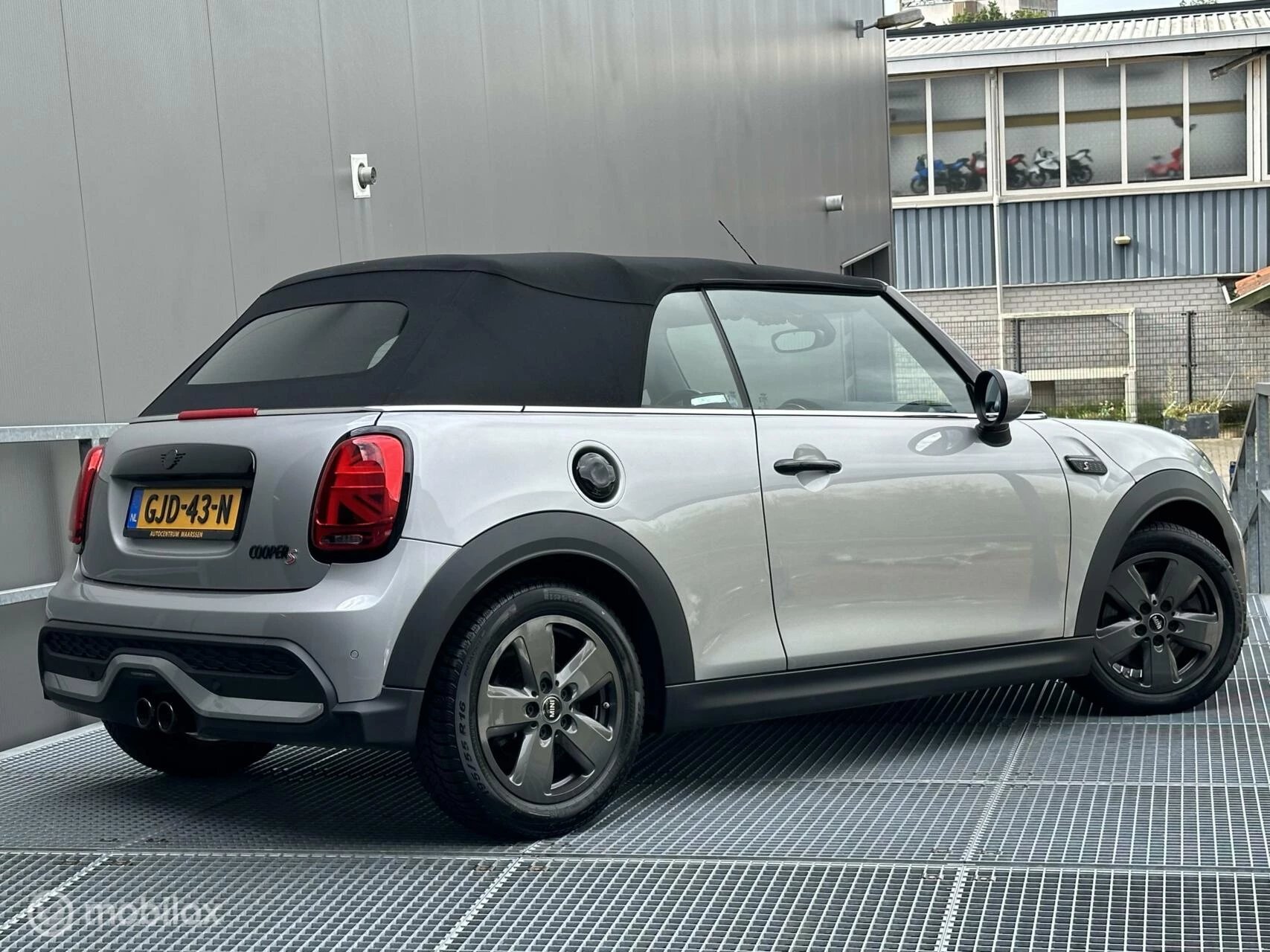 Hoofdafbeelding MINI Cooper S Cabrio