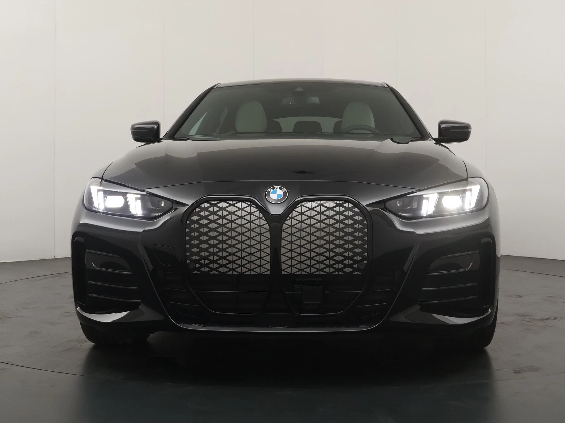 Hoofdafbeelding BMW i4
