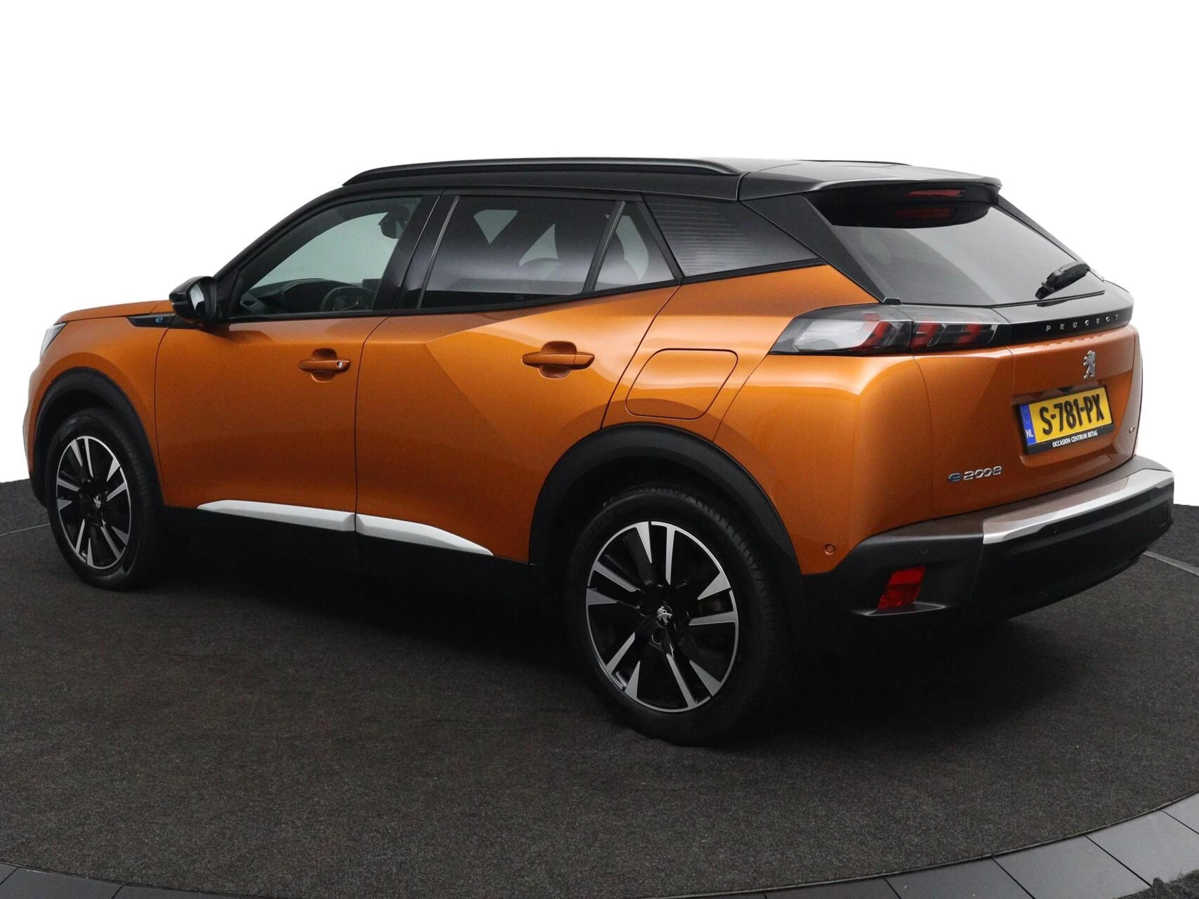 Hoofdafbeelding Peugeot e-2008