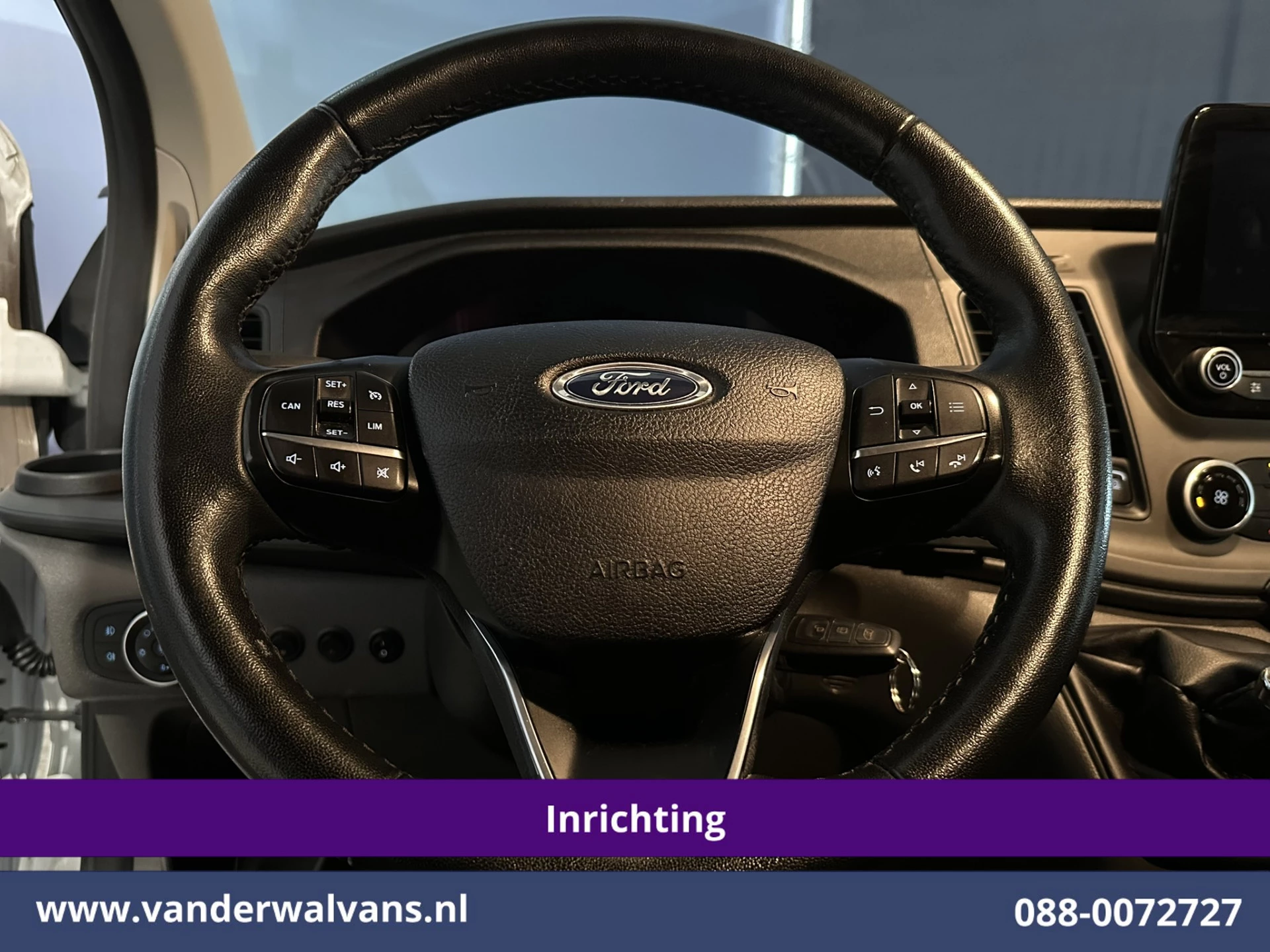 Hoofdafbeelding Ford Transit Custom