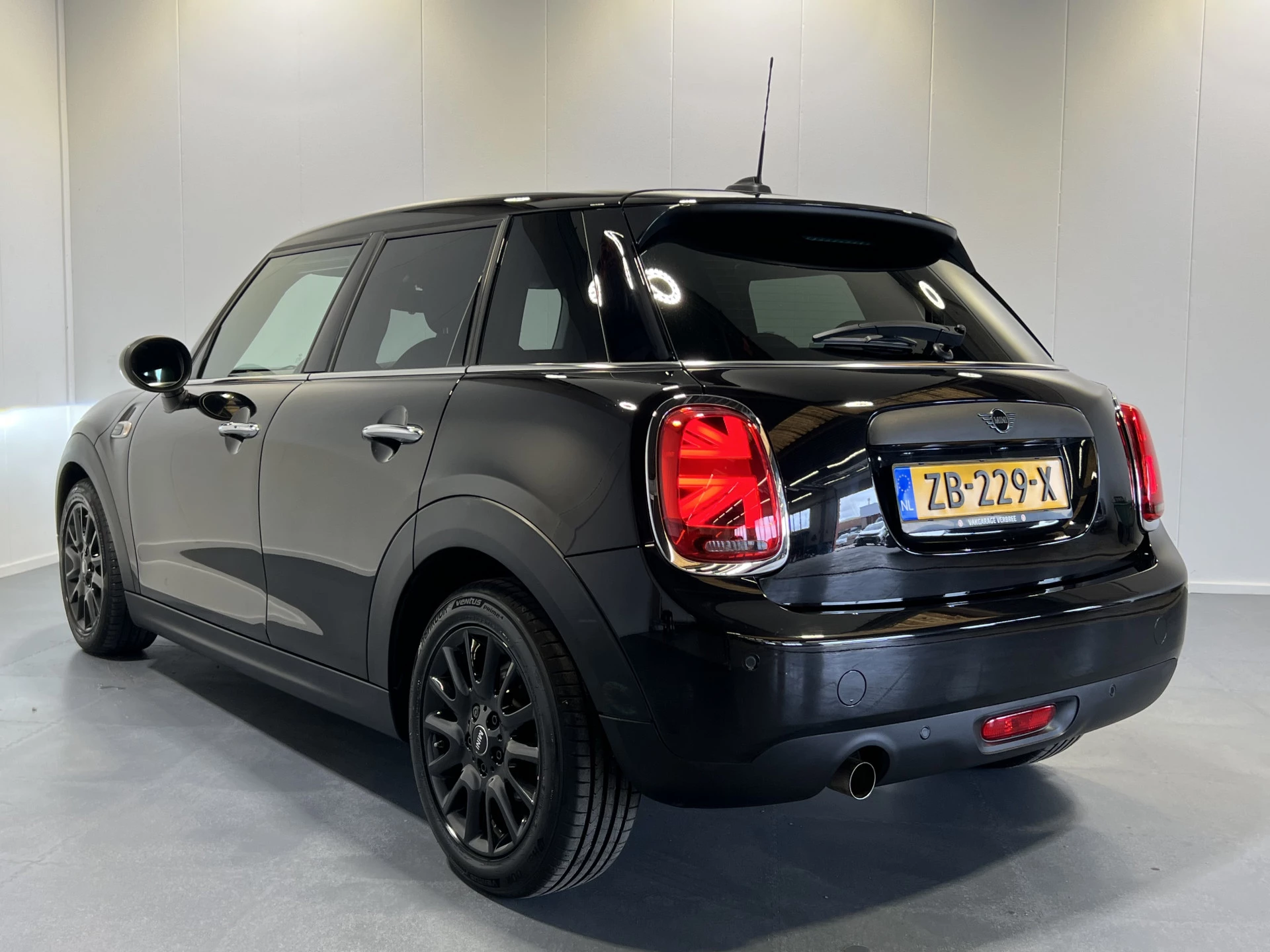 Hoofdafbeelding MINI 5-deurs