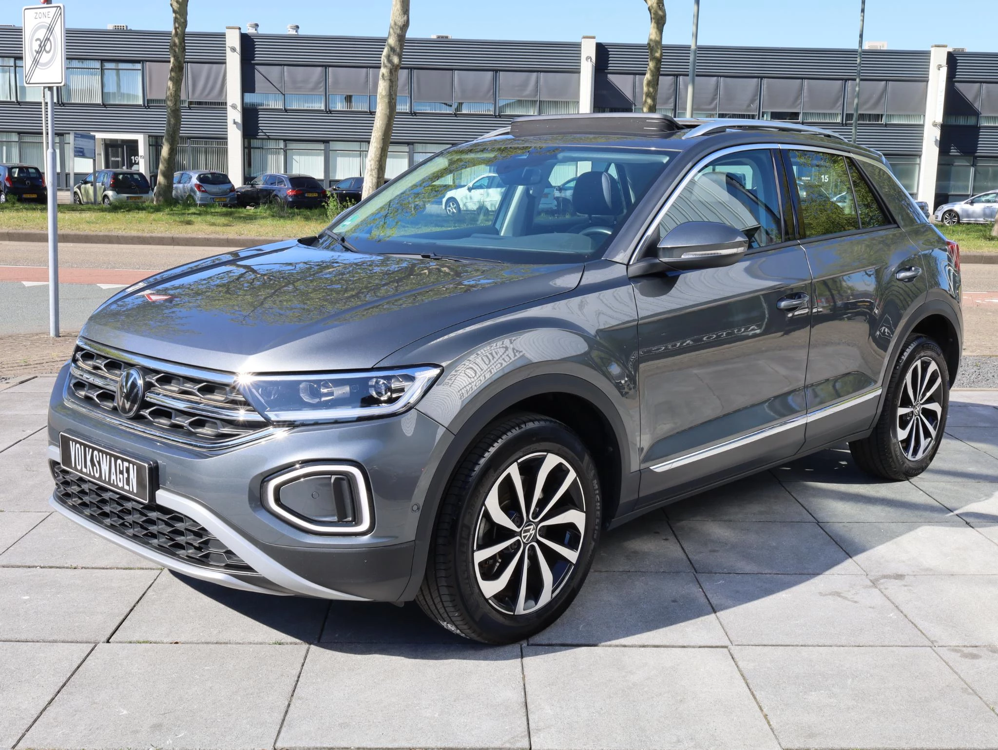 Hoofdafbeelding Volkswagen T-Roc